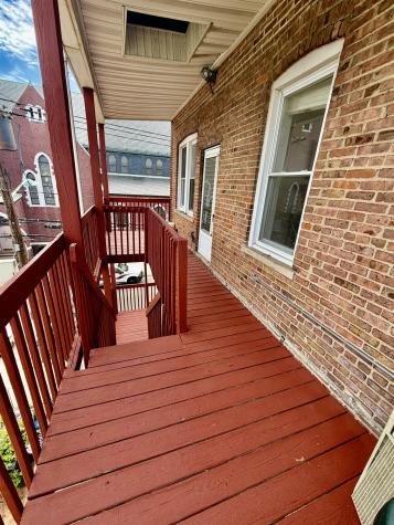 336 Avenue C Bayonne NJ 07002-7129