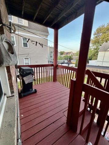 336 Avenue C Bayonne NJ 07002-7129