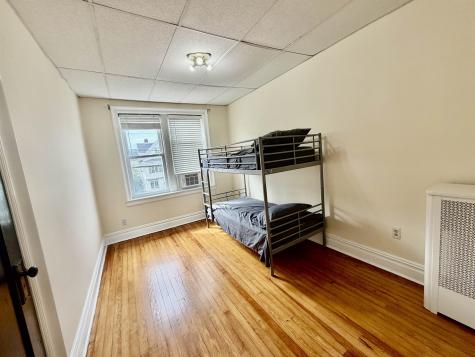 336 Avenue C Bayonne NJ 07002-7129