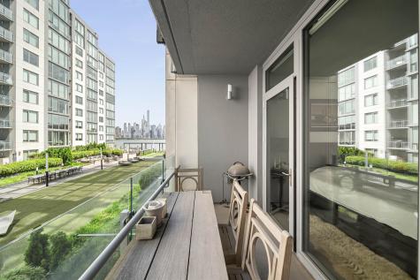 9 Avenue At Port Imperial West New York NJ 07093