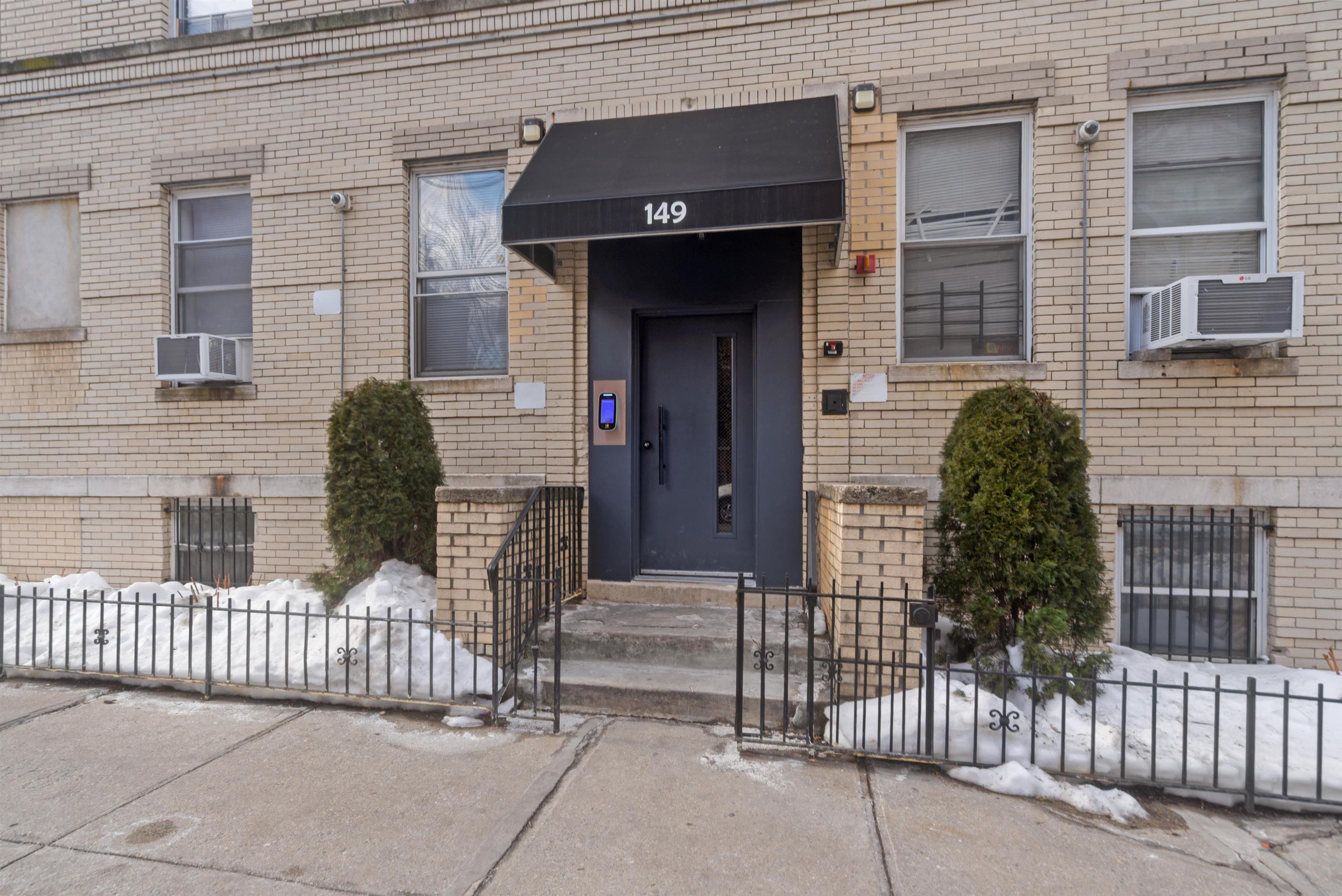 149 Grant Avenue Jersey City NJ 07305
