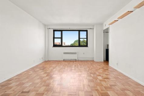 6515 Boulevard East West New York NJ 07093