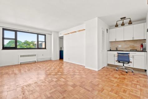 6515 Boulevard East West New York NJ 07093