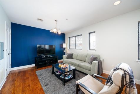 136 41st Street Union City NJ 07087