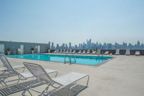 6050 Boulevard East West New York NJ 07093