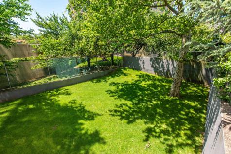 6050 Boulevard East West New York NJ 07093