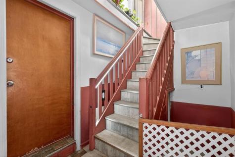 102 West 43rd Street Bayonne NJ 07002