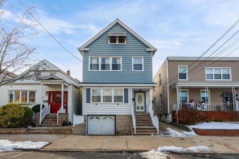 102 West 43rd Street Bayonne NJ 07002