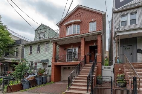 239 Baldwin Avenue Jersey City NJ 07306