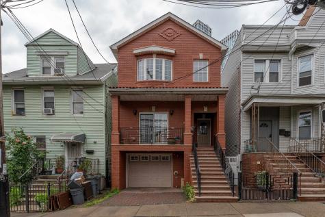 239 Baldwin Avenue Jersey City NJ 07306