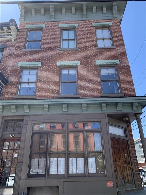 367 8th Street Jersey City NJ 07302
