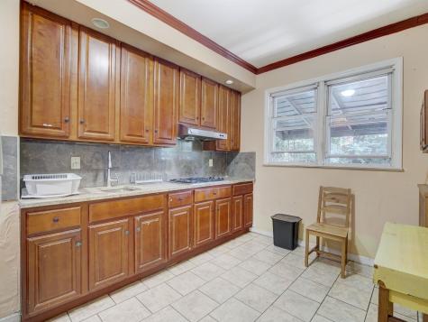 276 Van Wagenen Avenue Jersey City NJ 07306
