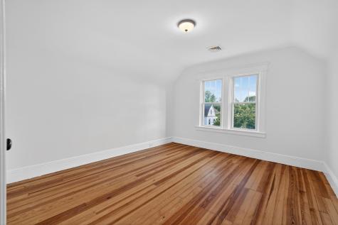 42 Duer Place Weehawken NJ 07086