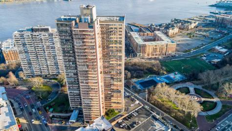 6040 Boulevard East West New York NJ 07093