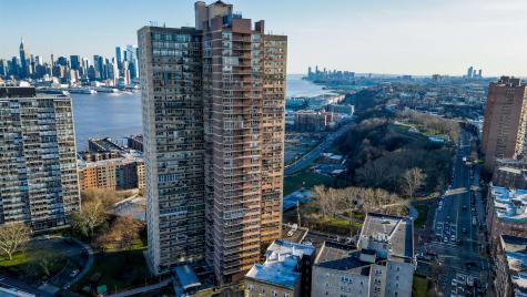 6040 Boulevard East West New York NJ 07093