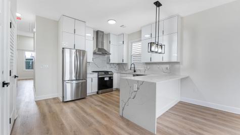 2410 Summit Avenue Union City NJ 07087