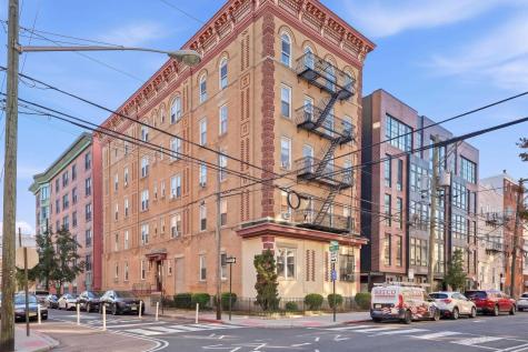 533 Monroe Street Hoboken NJ 07030
