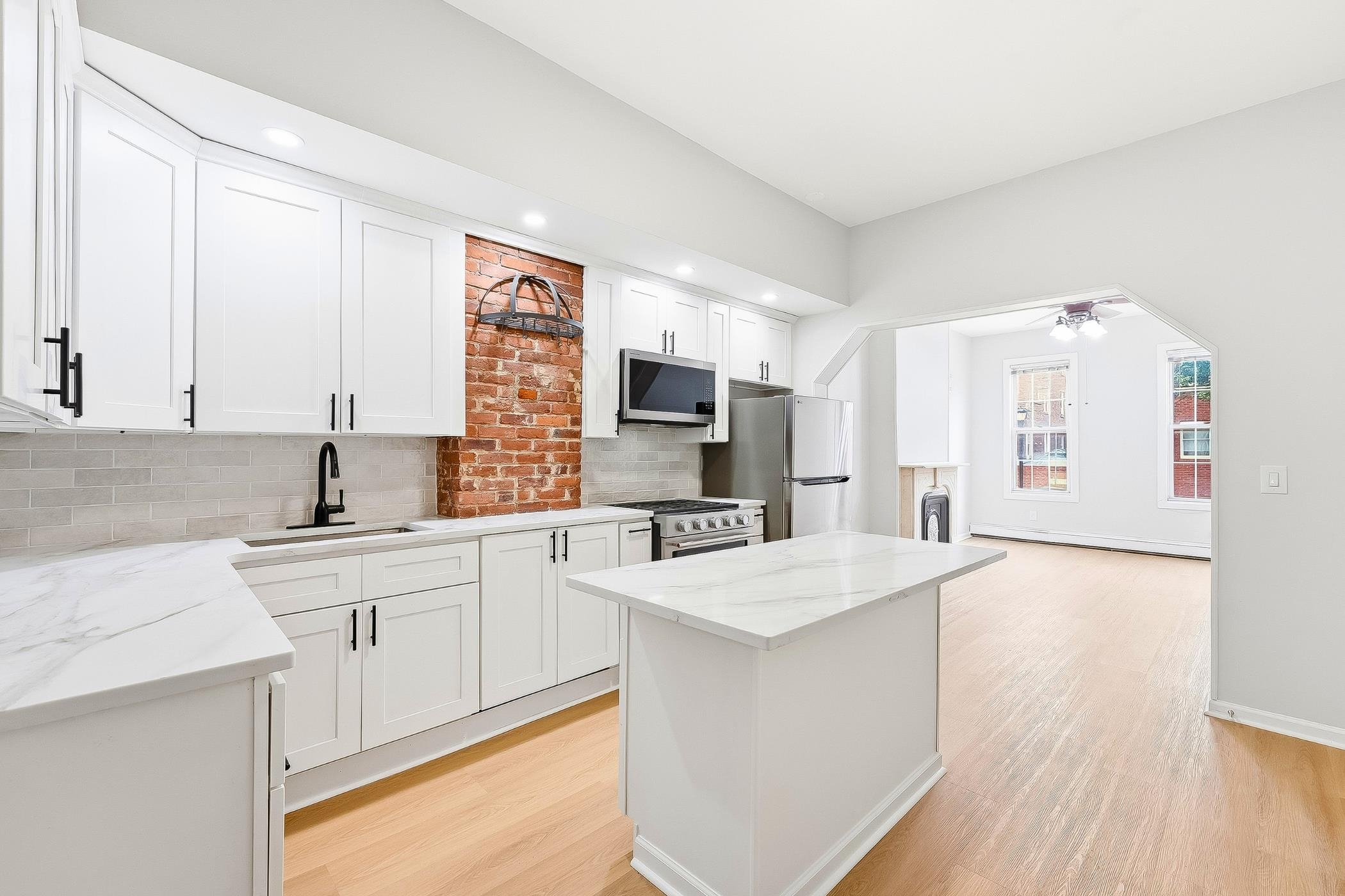 605 Bergenline Avenue Union City NJ 07087
