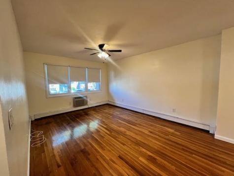 44 West 56th Street Bayonne NJ 07002