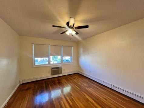 44 West 56th Street Bayonne NJ 07002