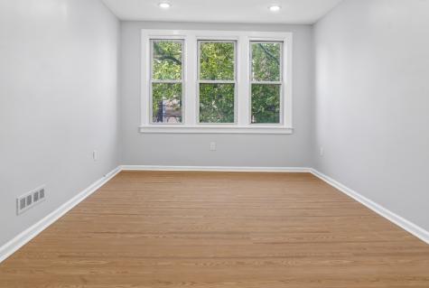 12 East 49th Street Bayonne NJ 07002