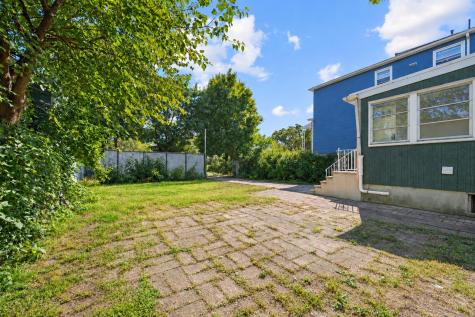 8 Meadow Street Bayonne NJ 07002