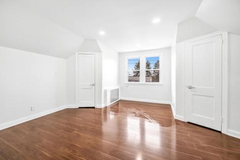 284 Macarthur Avenue Garfield NJ 07026