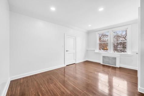 284 Macarthur Avenue Garfield NJ 07026
