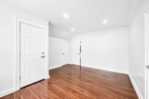 284 Macarthur Avenue Garfield NJ 07026