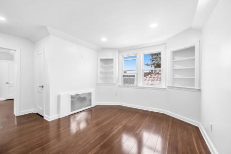 284 Macarthur Avenue Garfield NJ 07026