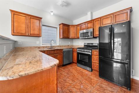 392 Liberty Avenue Jersey City NJ 07307