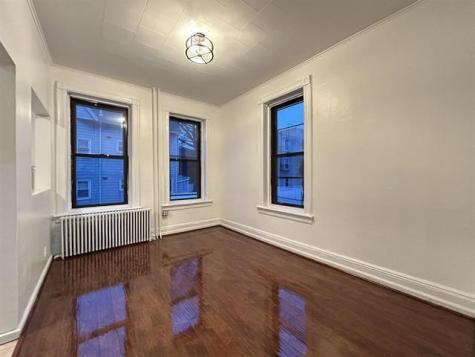 273 Avenue C Bayonne NJ 07002