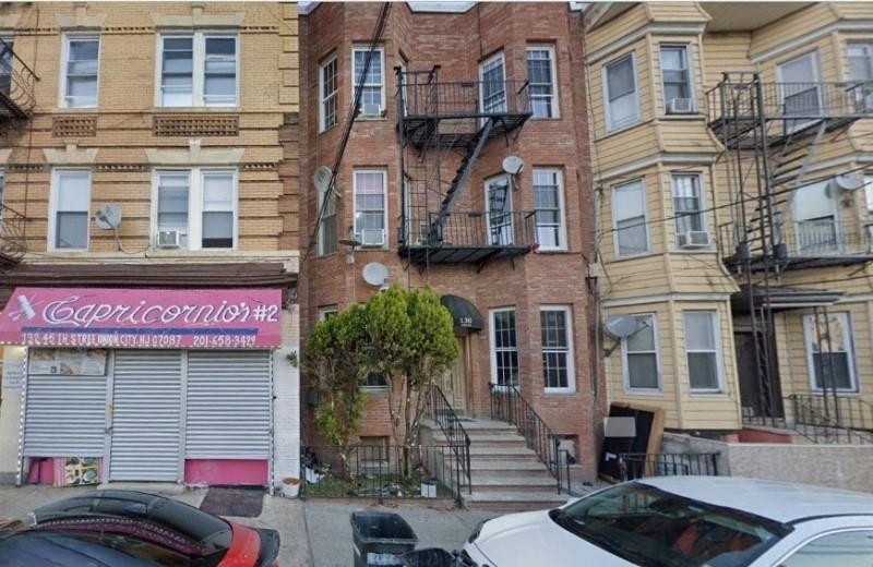 130 45th Street Union City NJ 07087