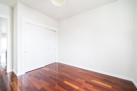 386 Bergen Avenue Jersey City NJ 07304