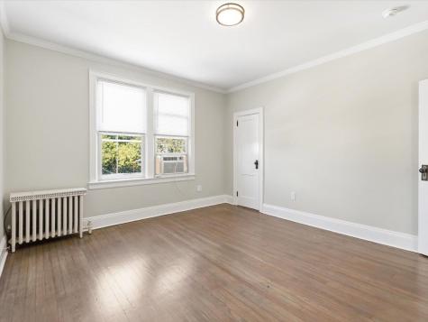 73 Newman Avenue Bayonne NJ 07002