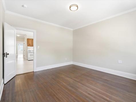 73 Newman Avenue Bayonne NJ 07002