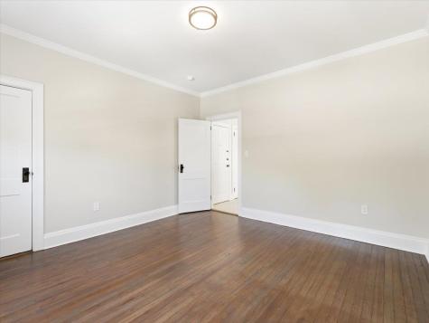 73 Newman Avenue Bayonne NJ 07002