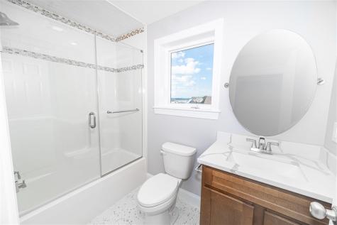 7024 Cottage Avenue North Bergen NJ 07047