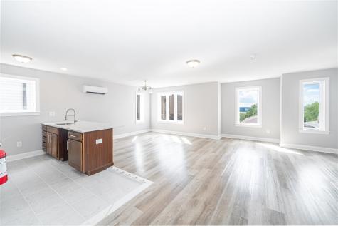 7024 Cottage Avenue North Bergen NJ 07047