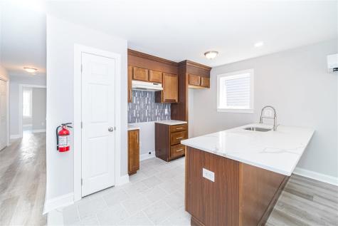 7024 Cottage Avenue North Bergen NJ 07047