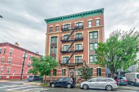 608 Bramhall Avenue Jersey City NJ 07304