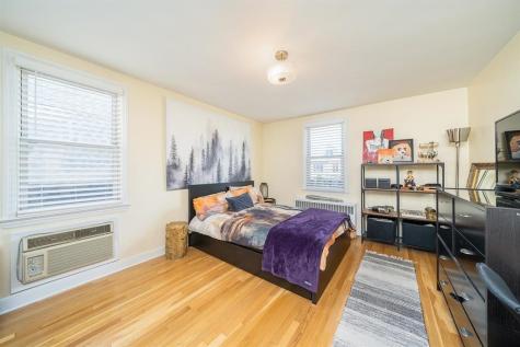 118 West 46th Street Bayonne NJ 07002