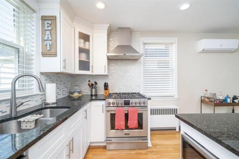 118 West 46th Street Bayonne NJ 07002
