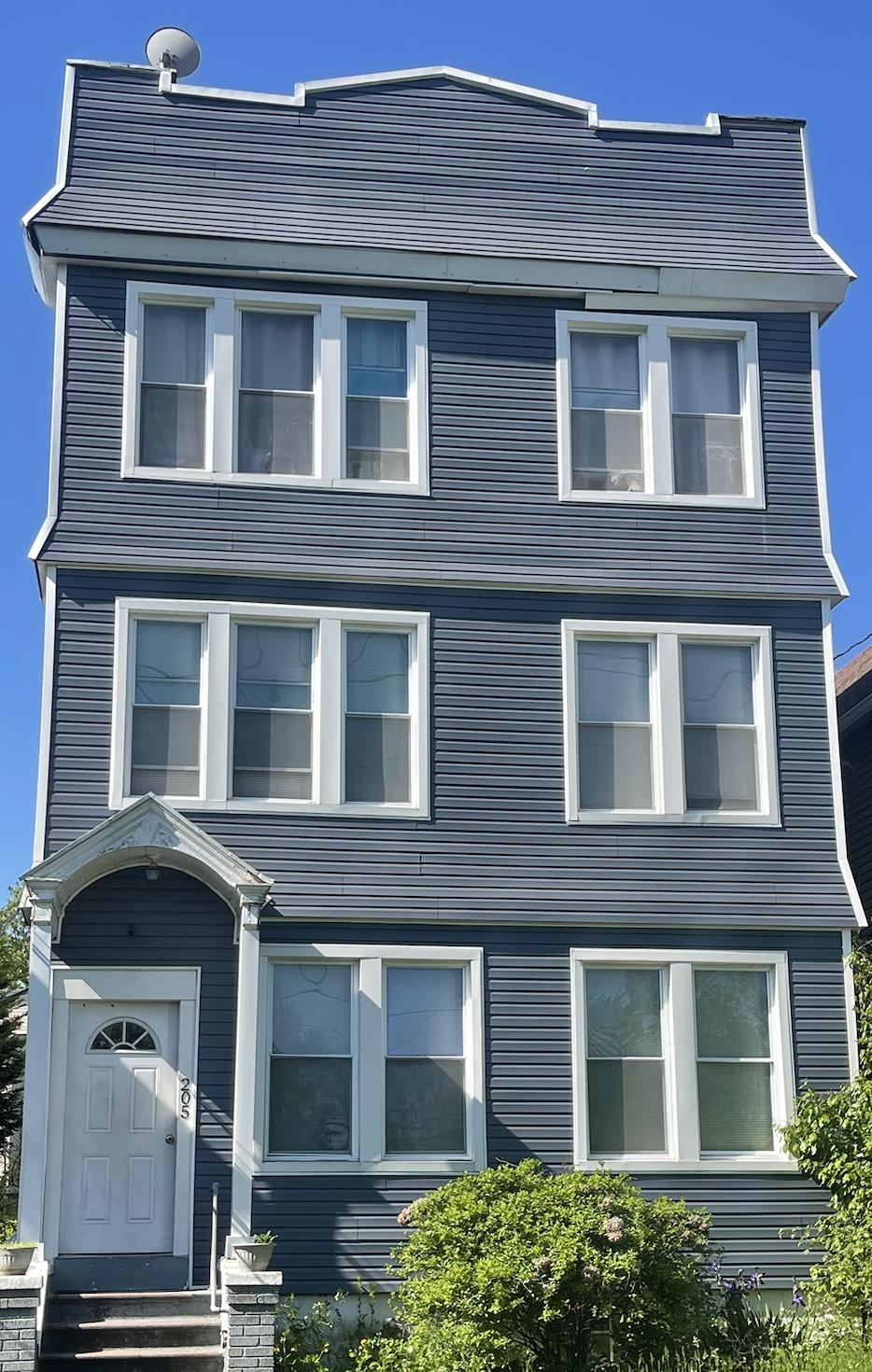 205 Duncan Avenue Jersey City NJ 07306