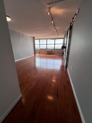 7004 Boulevard East Guttenberg NJ 07093