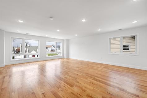 270 Lafayette Avenue Lyndhurst NJ 07071