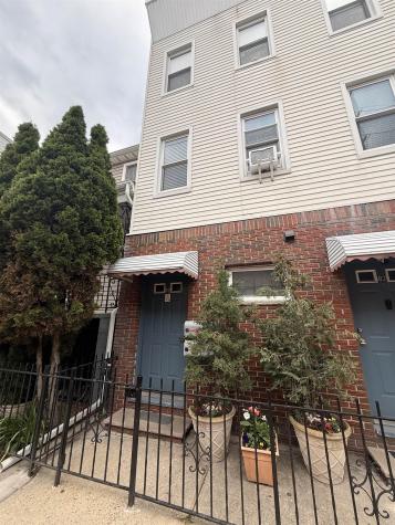 82 Vroom Street Jersey City NJ 07306