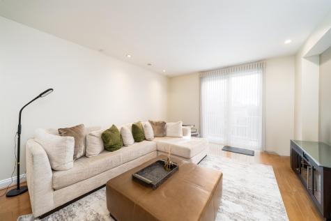 101 Shearwater Court East Jersey City NJ 07305