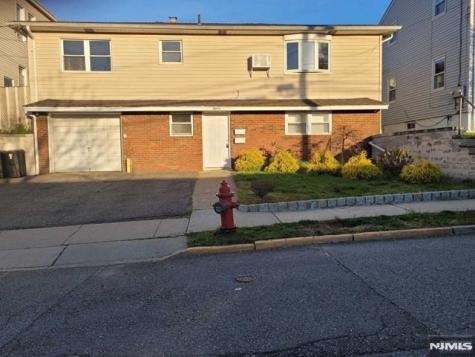 15 Dell Glen Avenue Lodi NJ 07644