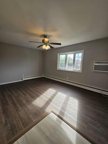 15 Dell Glen Avenue Lodi NJ 07644